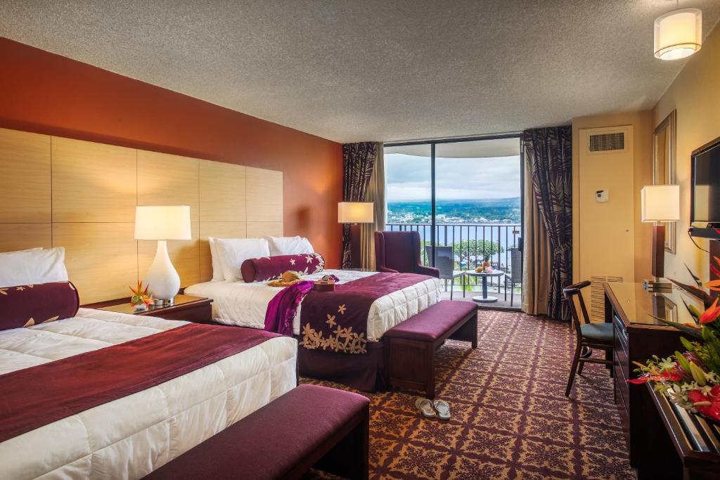 Castle Hilo Hawaiian Hotel image 10