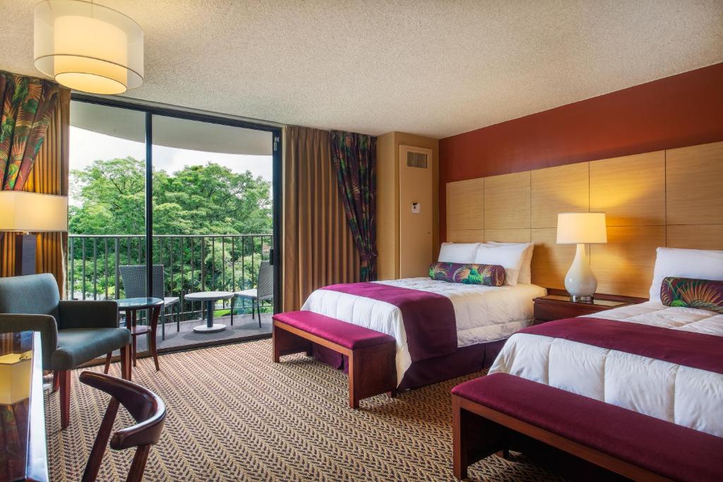 Castle Hilo Hawaiian Hotel image 20