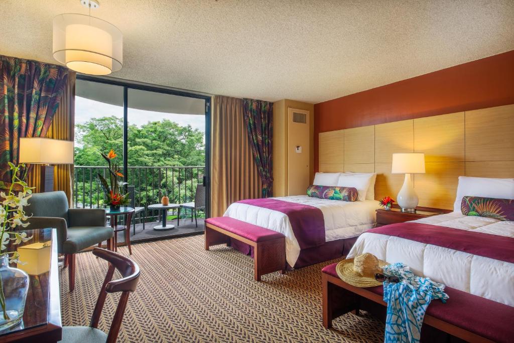 Castle Hilo Hawaiian Hotel image 21